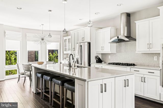 $824,900 | 508 Spindrift Lane, National Harbor, MD 20745