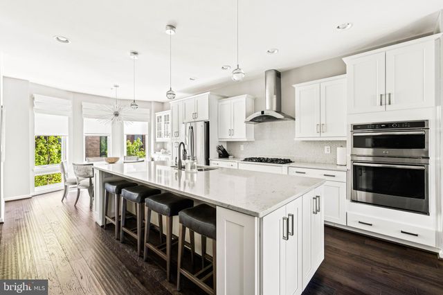 $824,900 | 508 Spindrift Lane, National Harbor, MD 20745