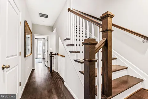 $824,900 | 508 Spindrift Lane, National Harbor, MD 20745