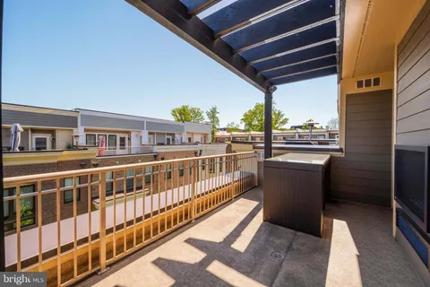 $824,900 | 508 Spindrift Lane, National Harbor, MD 20745