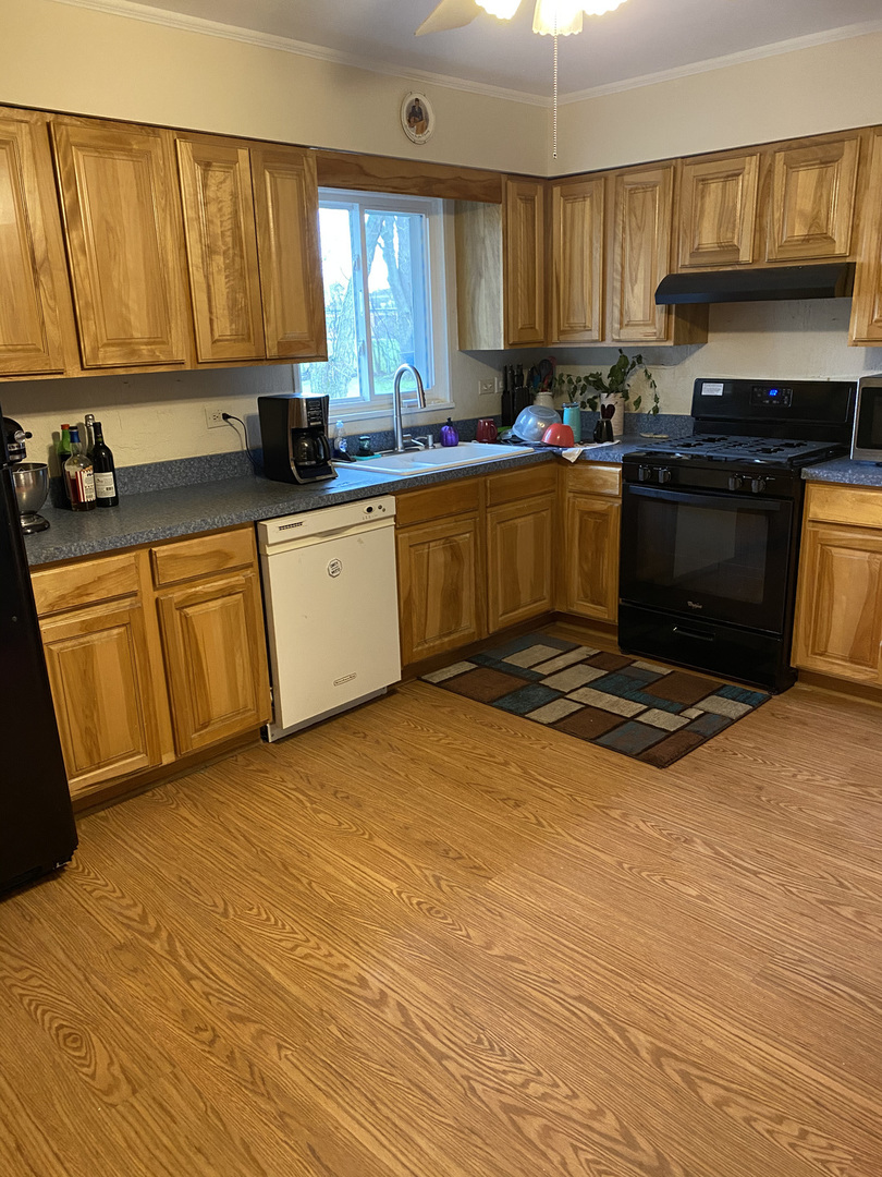 281 Rich Road Park Forest, IL 60466 - Photo 9 of 31