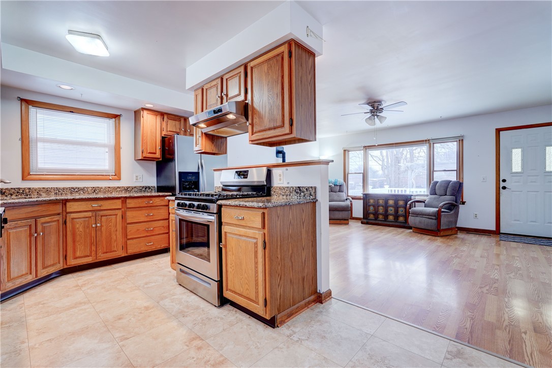292 Hollybrook Road Henrietta, NY 14623 - Photo 3 of 14 Gallery Image 3
