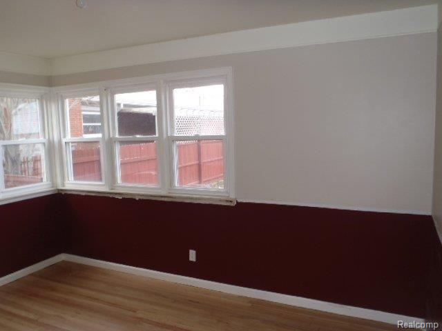 13162 Rosedale Street Southgate, MI 48195 - Photo 5 of 6 P1035619.JPG