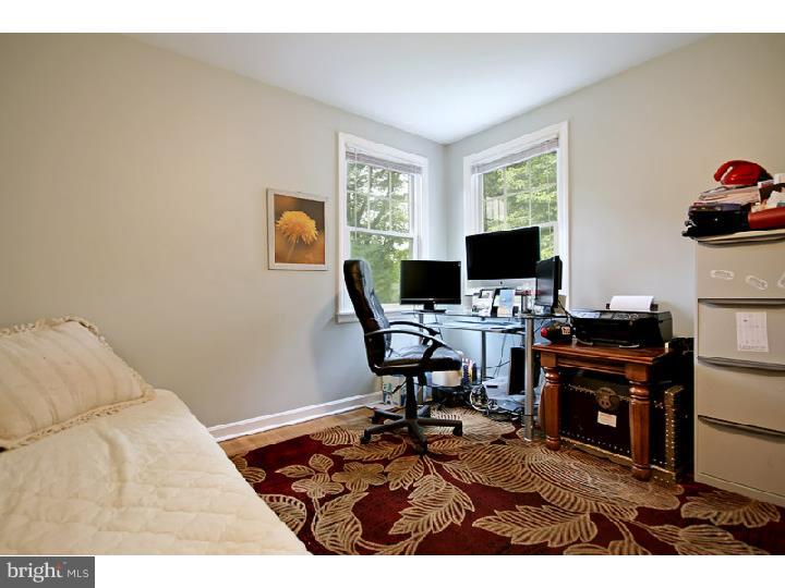 129 West Upper Ferry Road Ewing, NJ 08628 - Photo 14 of 25 Bedroom 3