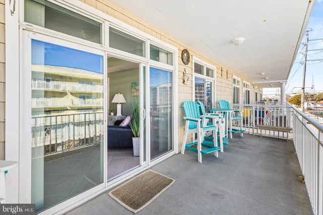 $775,000 | 13700 Coastal Highway, Unit 303, Ocean City, MD 21842