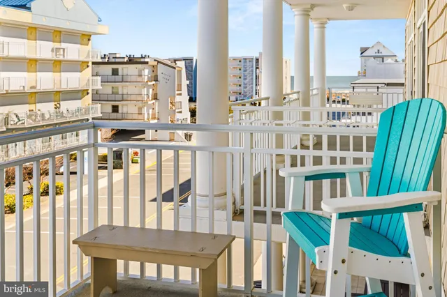 $775,000 | 13700 Coastal Highway, Unit 303, Ocean City, MD 21842