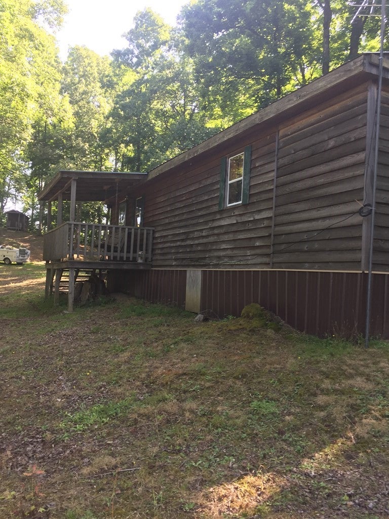 4691 White Mountain Road Jewell Ridge, VA 24622 - Photo 18 of 36 Gallery Image 18