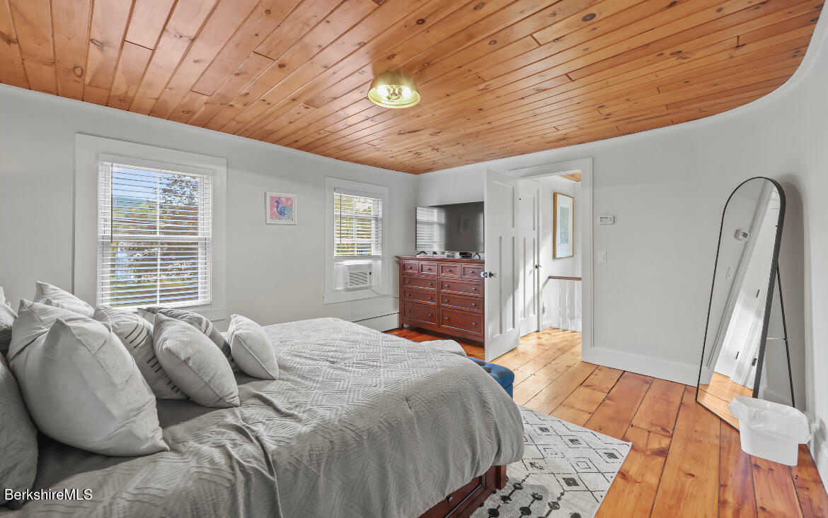 8 Goodrich Street Stockbridge, MA 01262 - Photo 24 of 34 IMG_5365