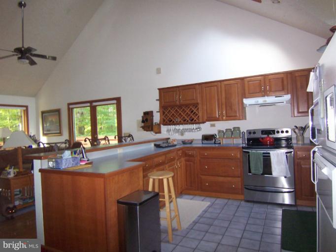 20854 Chestnut Ridge Drive Leonardtown, MD 20650 - Photo 16 of 21 Kitchen