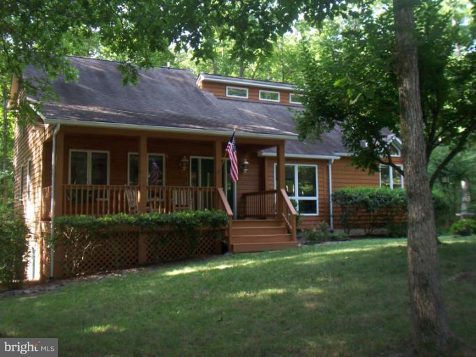 20854 Chestnut Ridge Drive Leonardtown, MD 20650 - Photo 4 of 21 Exterior (Front)