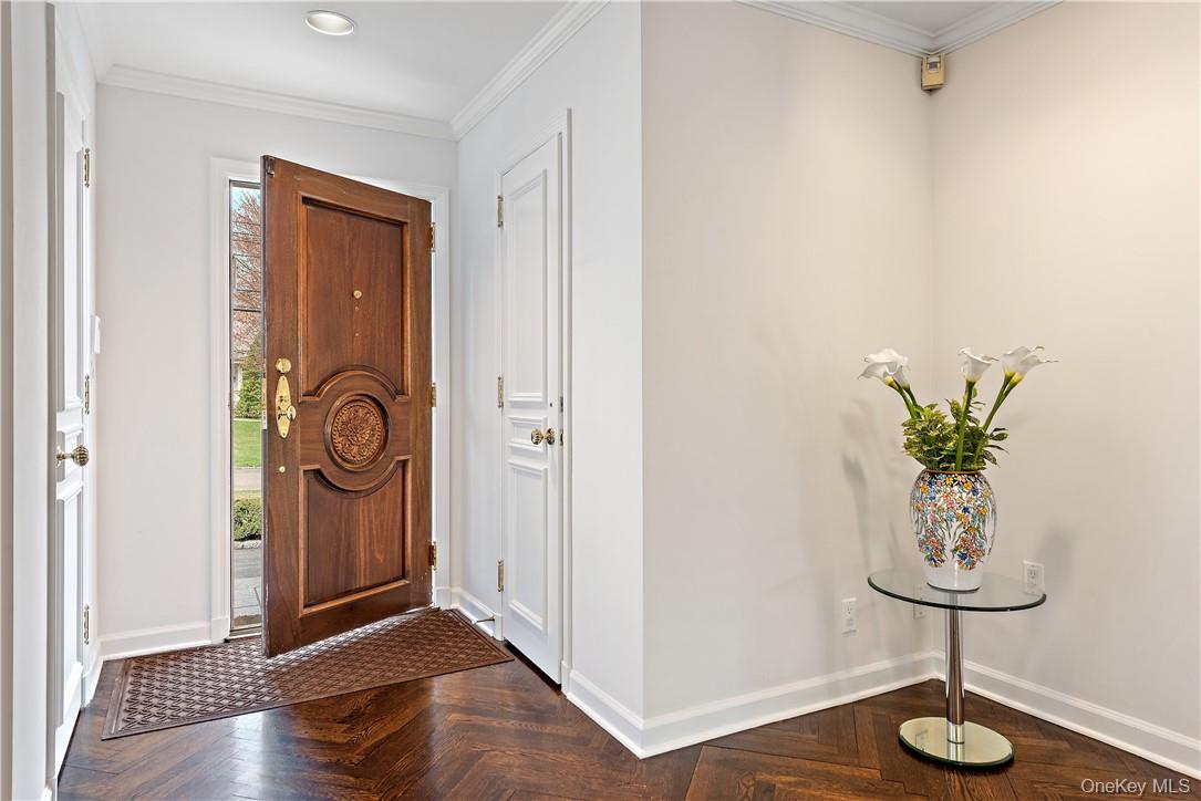 40 Meadow Road Scarsdale, NY 10583 - Photo 4 of 40 Entry Foyer
