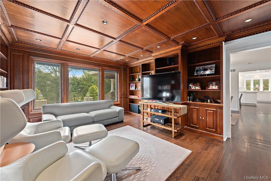40 Meadow Road Scarsdale, NY 10583 - Photo 9 of 40 View of den/library