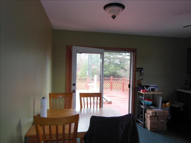 9755 Crabb Road Temperance, MI 48182 - Photo 13 of 20 20352537-12.JPG