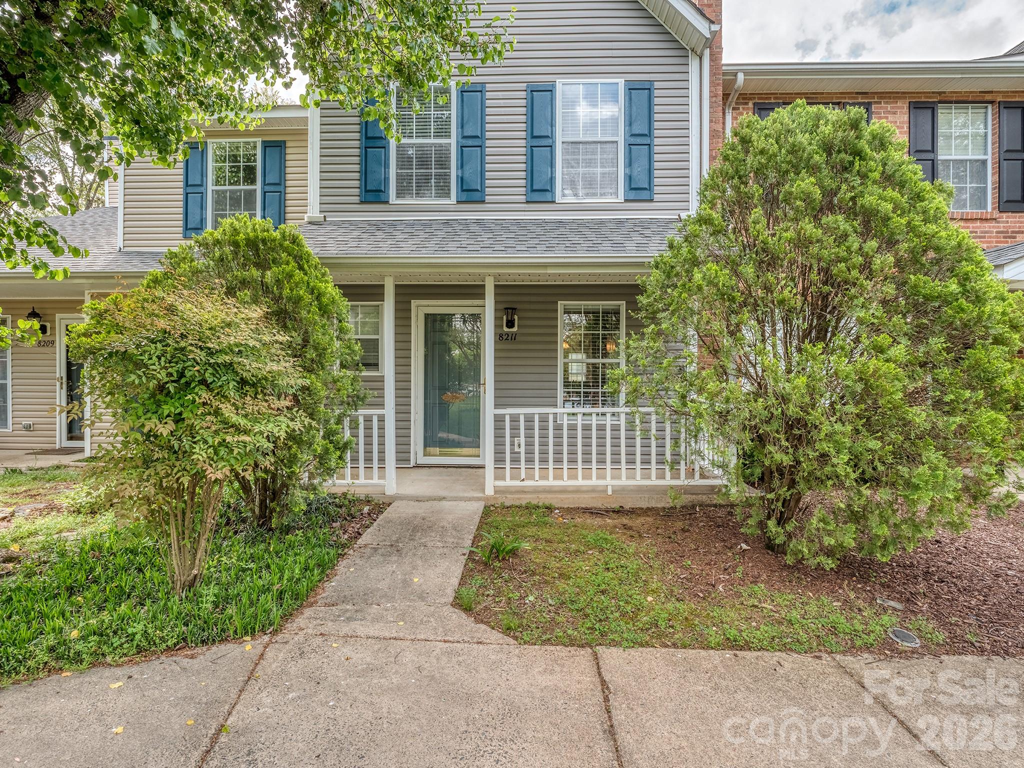 8211 Golf Ridge Drive Charlotte, NC 28277 - Photo 2 of 40 front view of a house