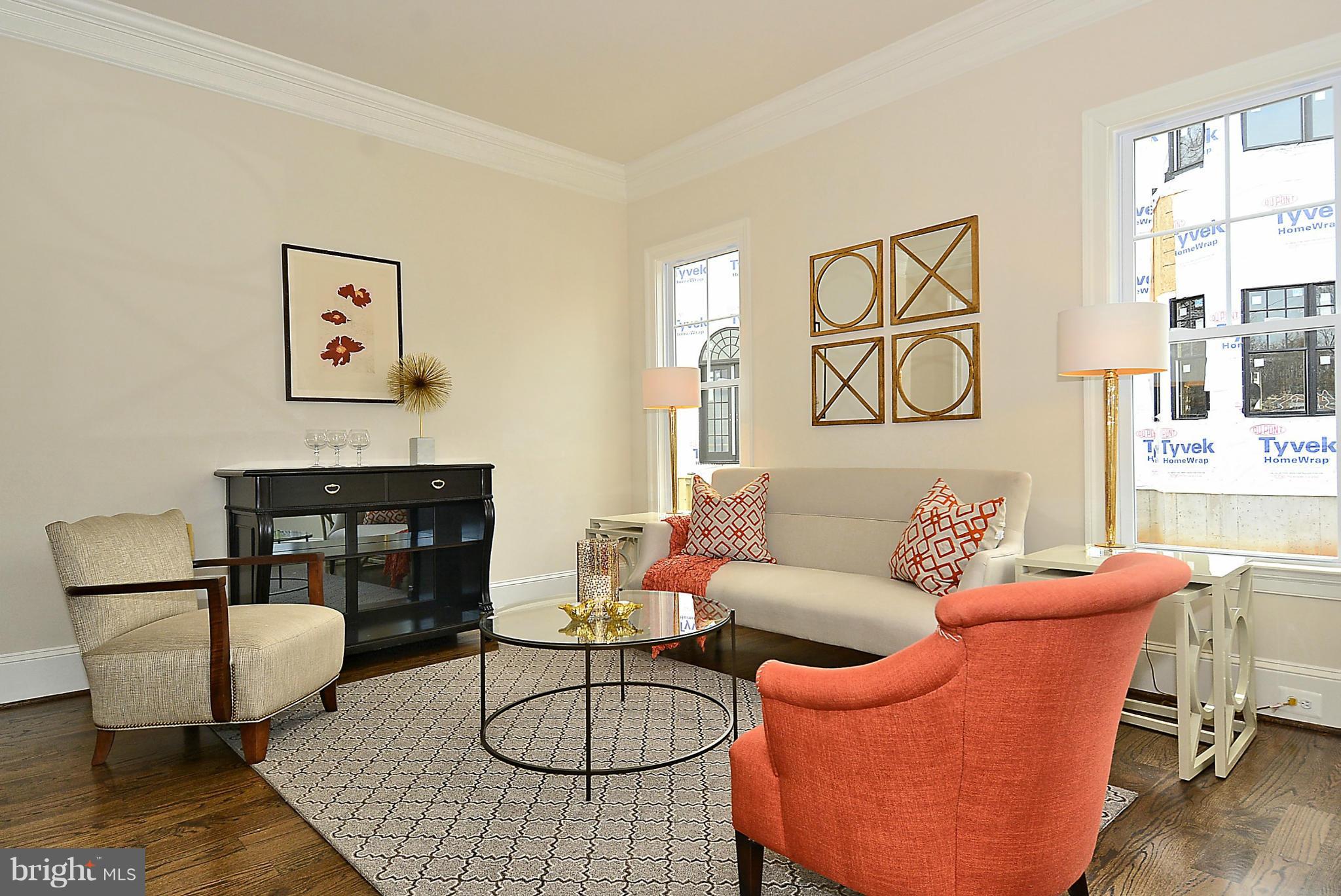 7807 Aberdeen Road Bethesda, MD 20814 - Photo 5 of 28 Living Room