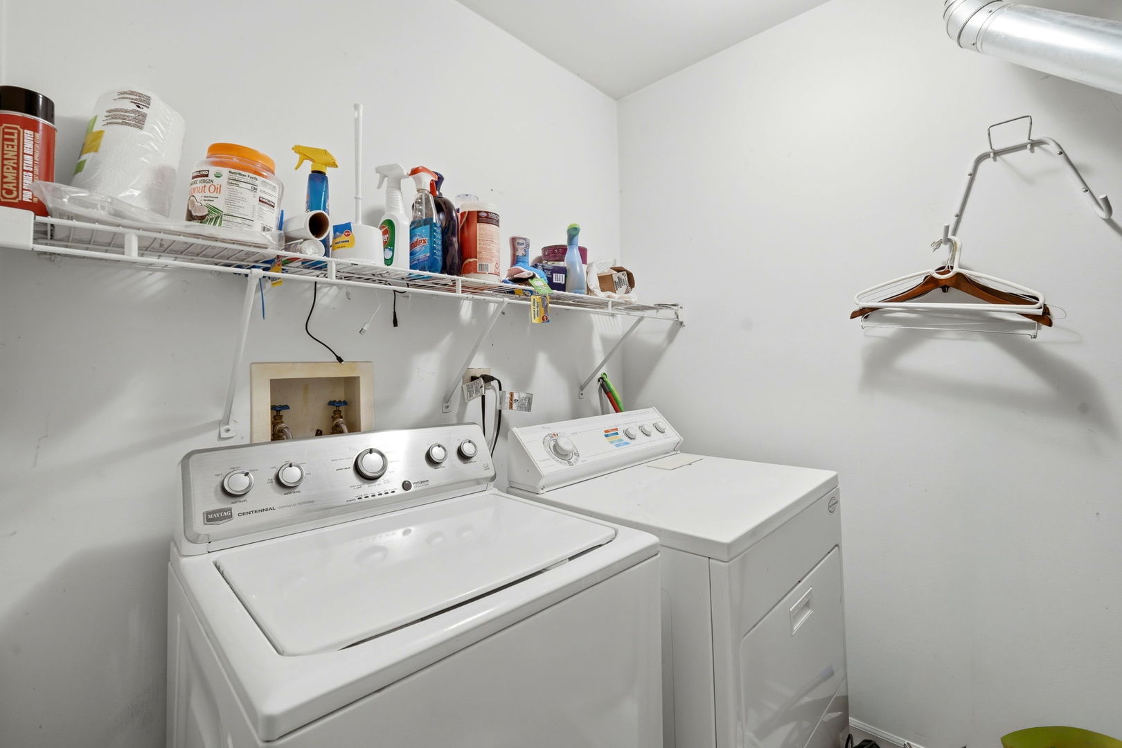 8 St Regis Court Elmhurst, IL 60126 - Photo 15 of 23 a utility room with dryer and washer