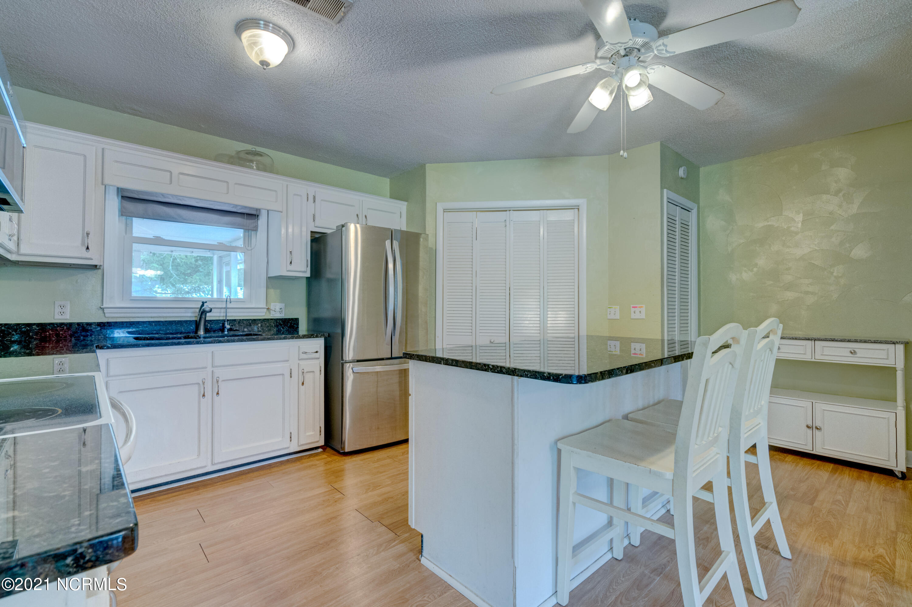 114 North Hampton Road Wilmington, NC 28409 - Photo 12 of 54 114HamptonFinal-36