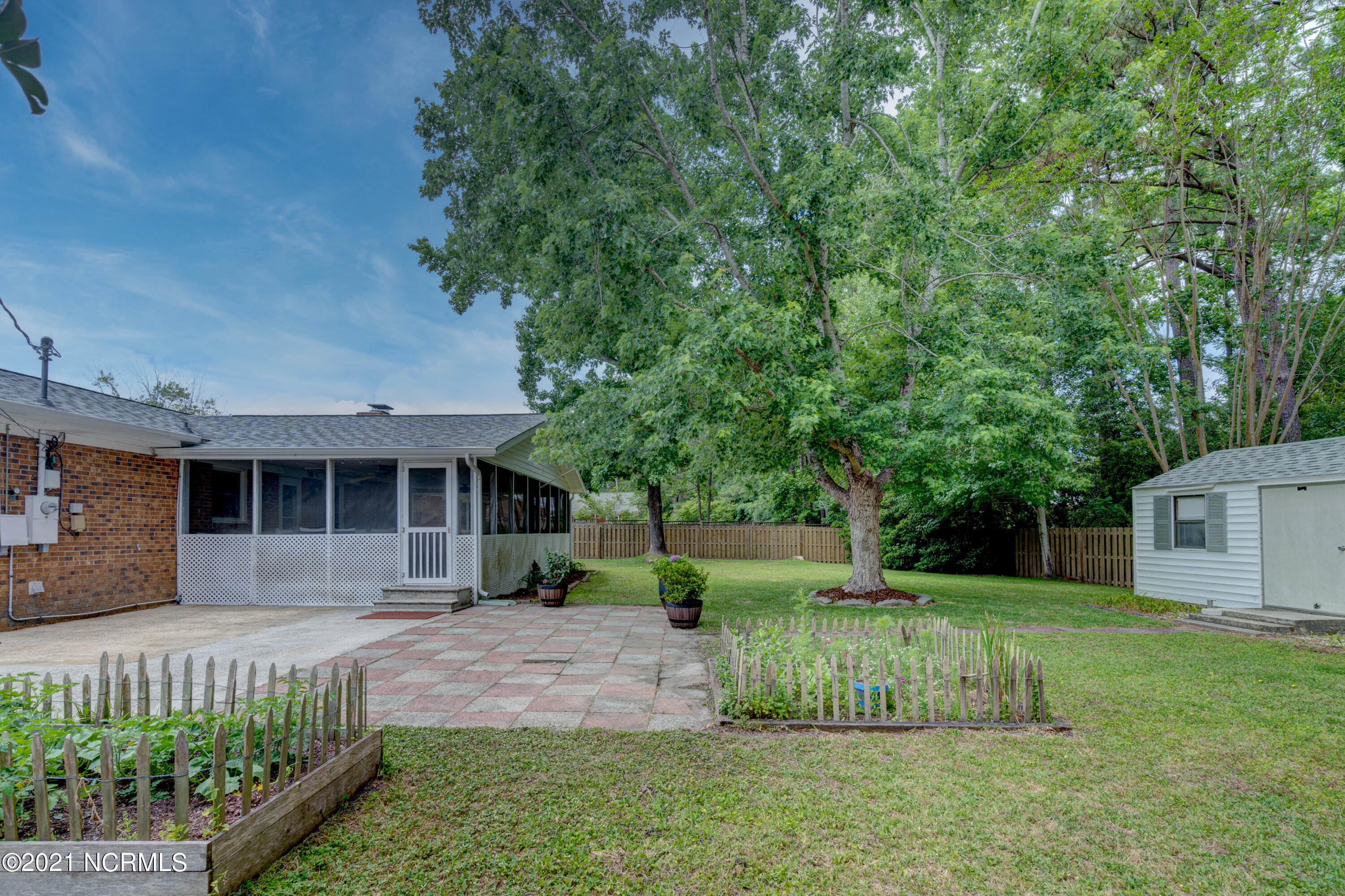 114 North Hampton Road Wilmington, NC 28409 - Photo 2 of 54 114HamptonFinal-48