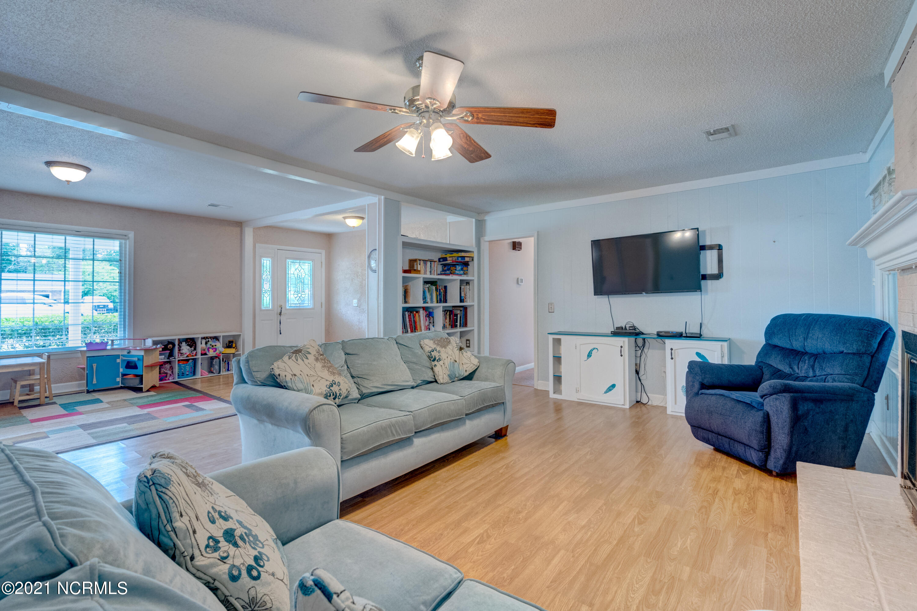 114 North Hampton Road Wilmington, NC 28409 - Photo 6 of 54 114HamptonFinal-24