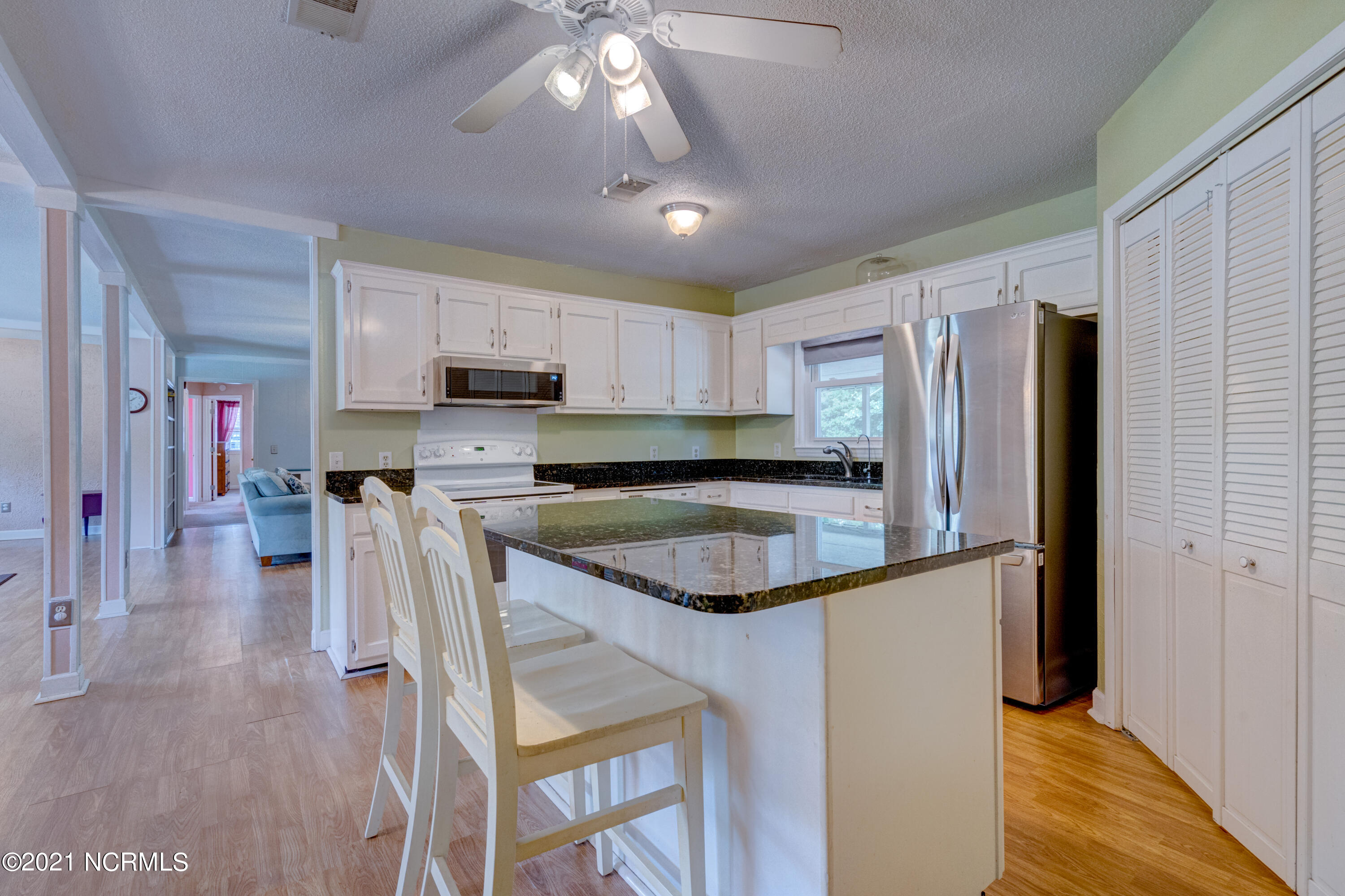 114 North Hampton Road Wilmington, NC 28409 - Photo 9 of 54 114HamptonFinal-32