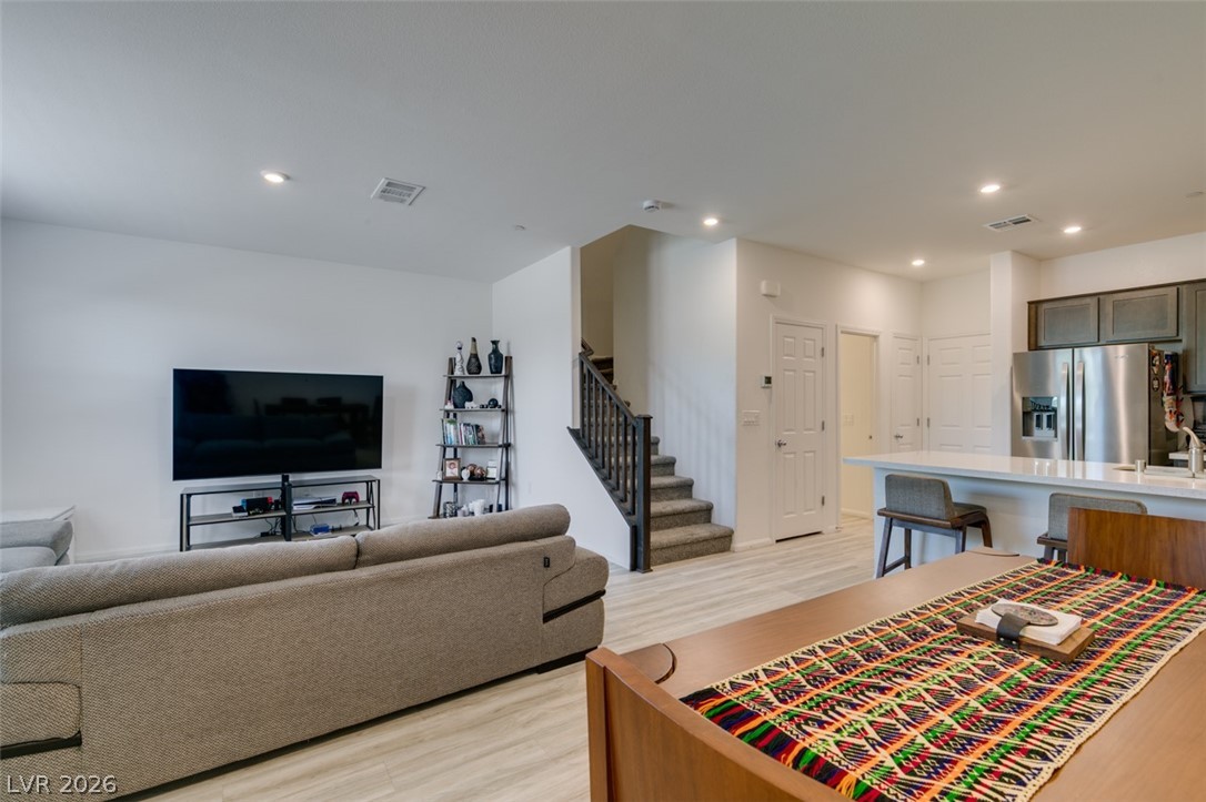 602 Bellus Place Henderson, NV 89015 - Photo 7 of 34