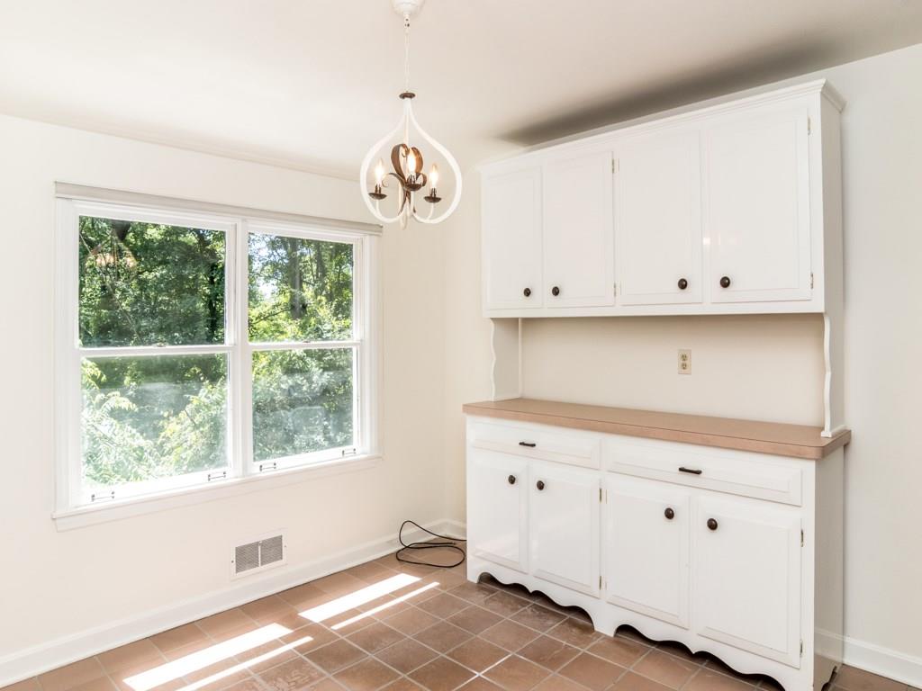 14 Newgate Road Pittsburgh, PA 15202 - Photo 6 of 25 Gallery Image 6