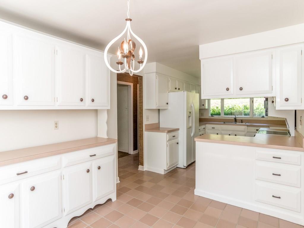 14 Newgate Road Pittsburgh, PA 15202 - Photo 7 of 25 Gallery Image 7