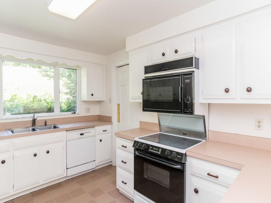 14 Newgate Road Pittsburgh, PA 15202 - Photo 8 of 25 Gallery Image 8