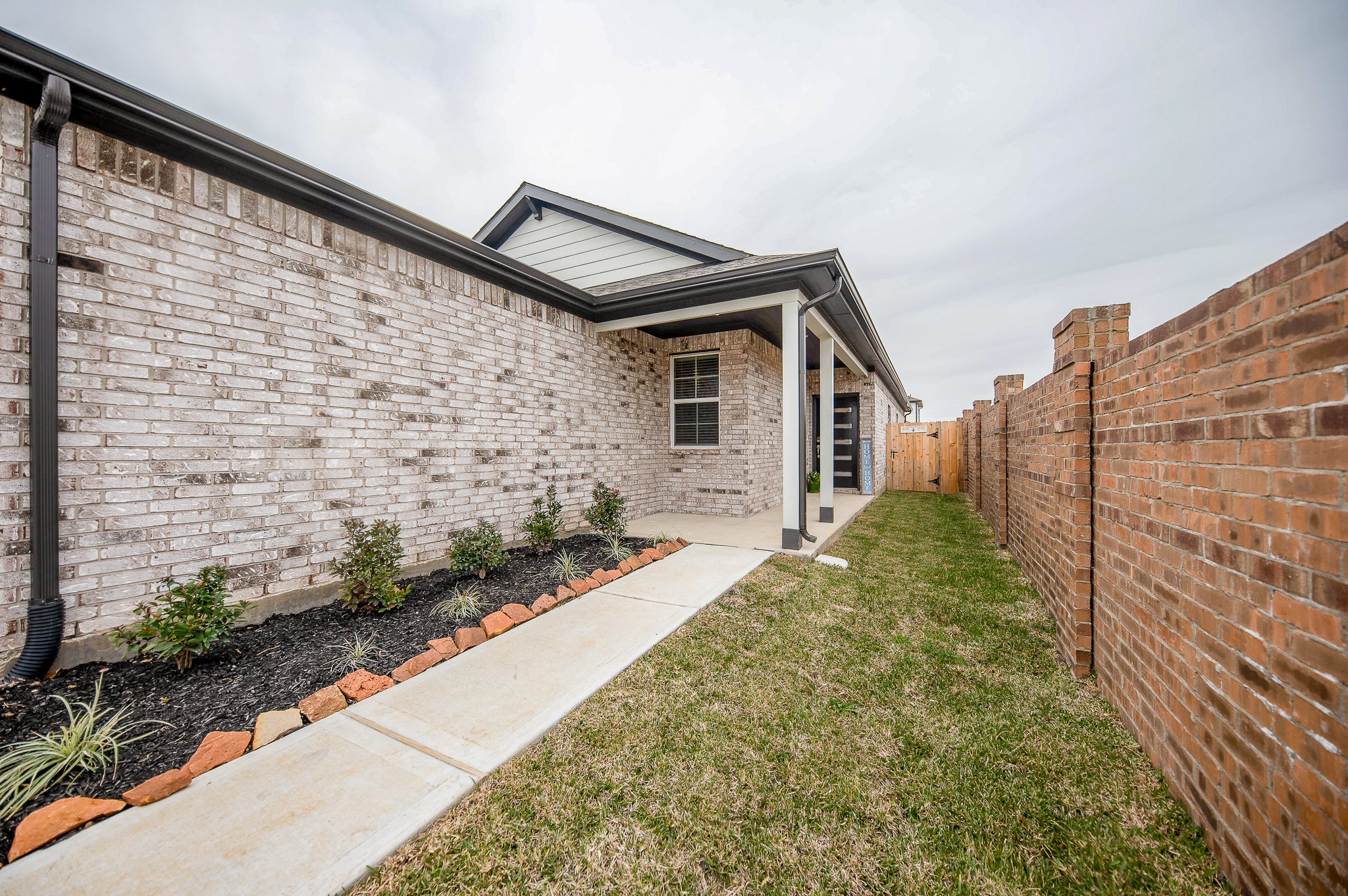 23302 Spring Genesis Lane Katy, TX 77493 - Photo 4 of 32 Front porch