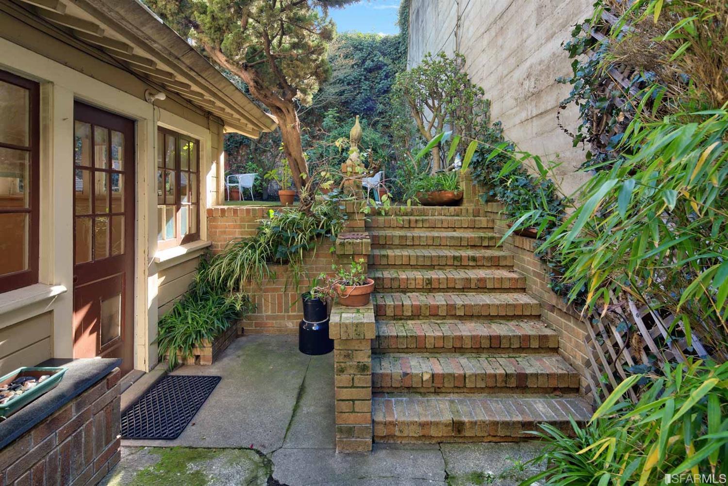 1659 Jackson Street San Francisco, CA 94109 - Photo 17 of 27 a view of outdoor space with seating area