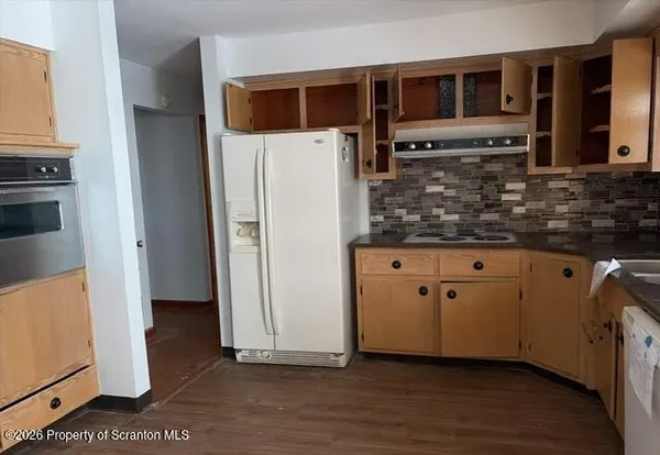 $181,000 | 105 Ridgeview Drive, Dunmore, PA 18512