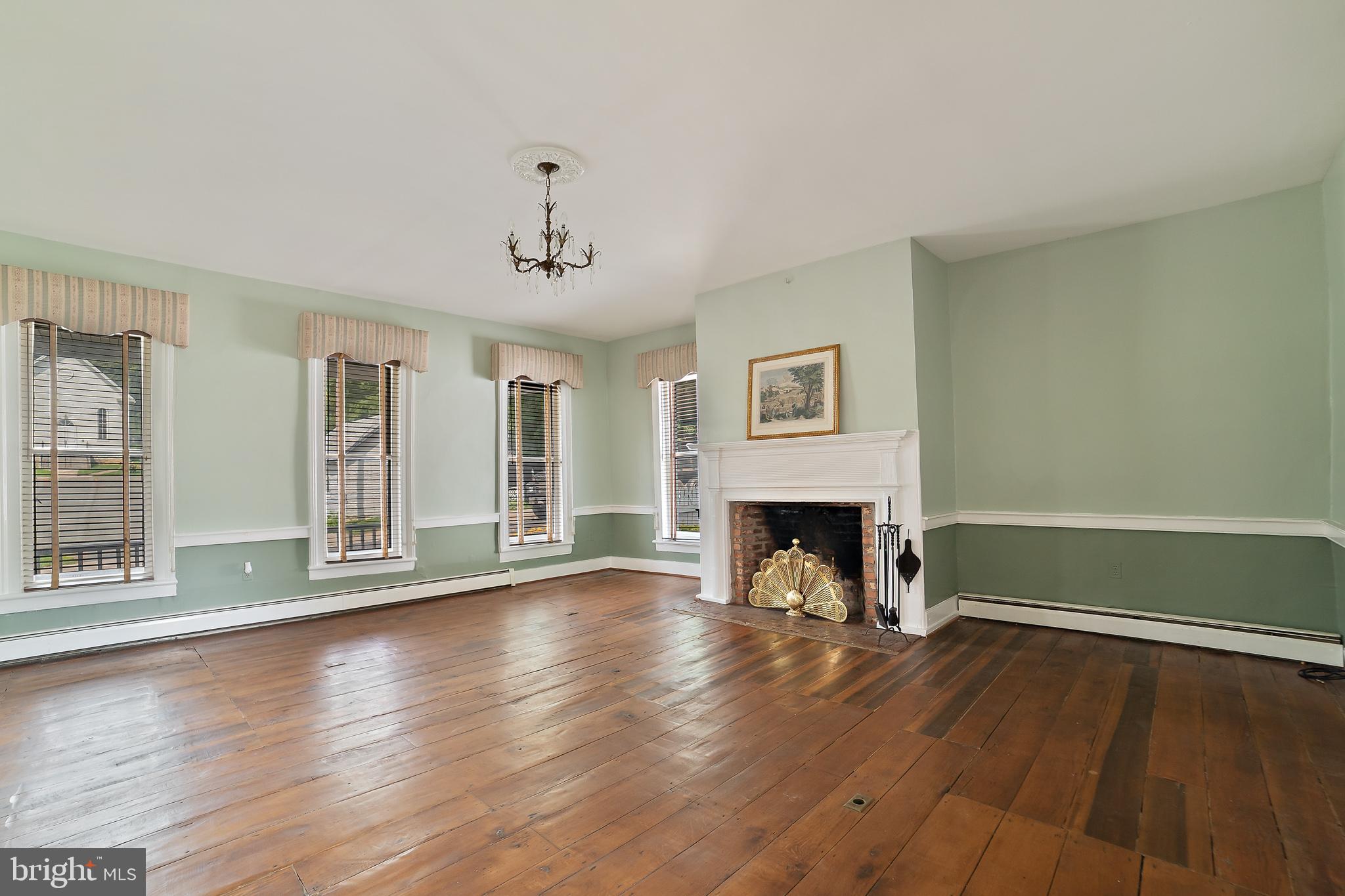 26011 Frederick Road Clarksburg, MD 20871 - Photo 4 of 42