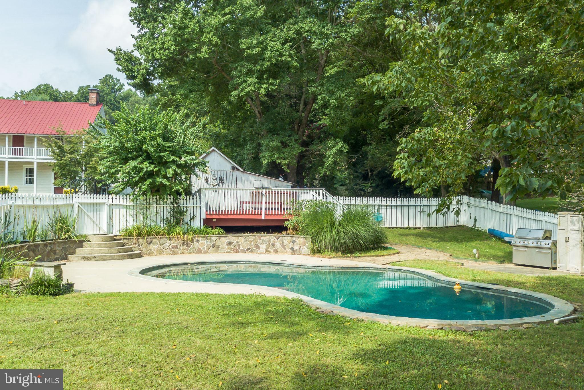 26011 Frederick Road Clarksburg, MD 20871 - Photo 32 of 42