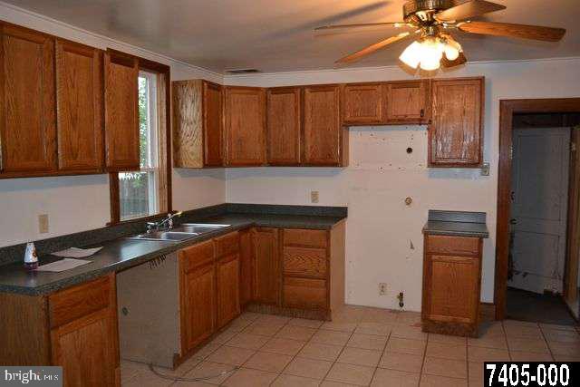 447 High Street Hanover, PA 17331 - Photo 8 of 19 Gallery Image 8