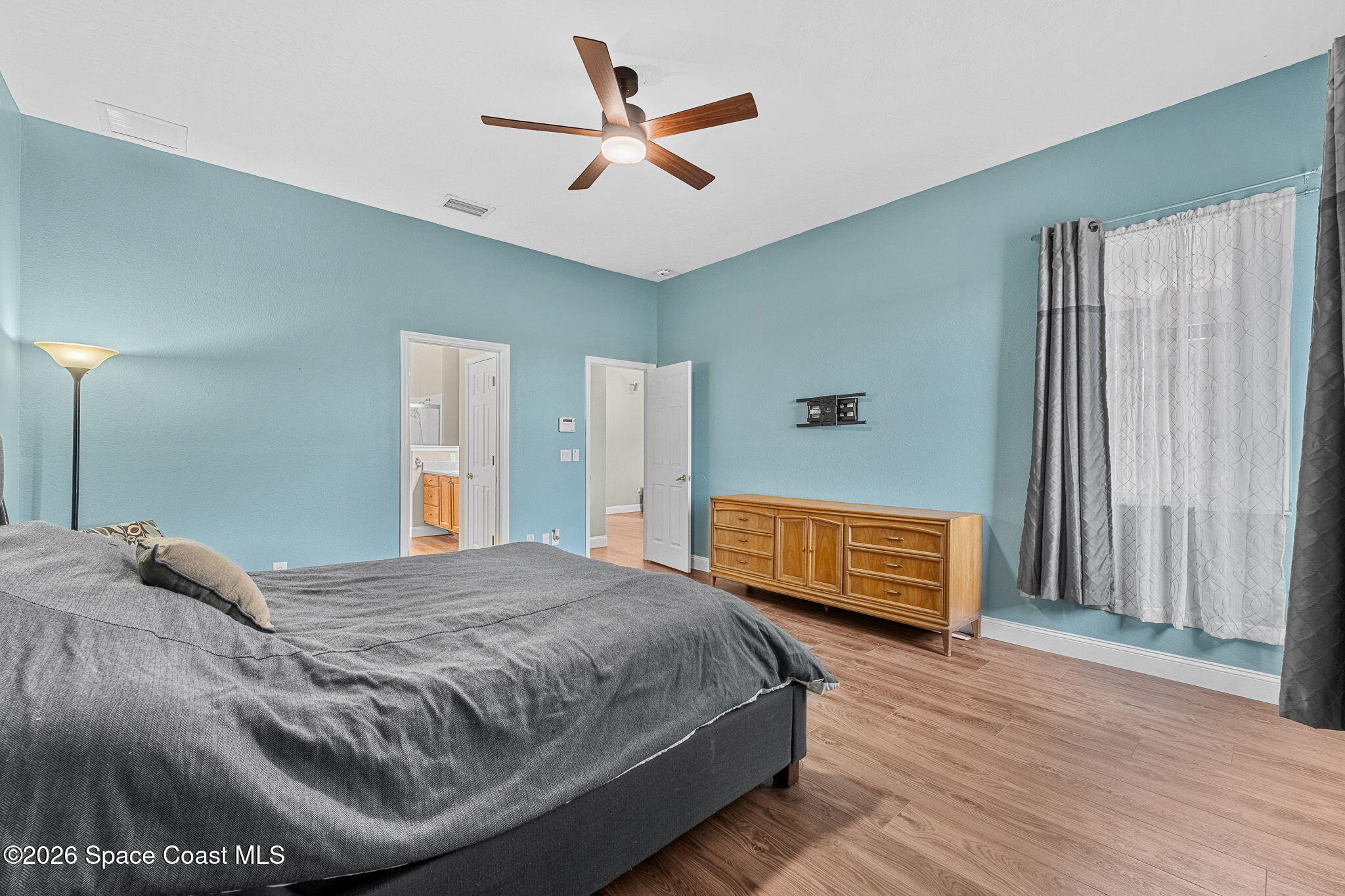 1305 Pemberton Trail Malabar, FL 32950 - Photo 24 of 75 Primary Bedroom