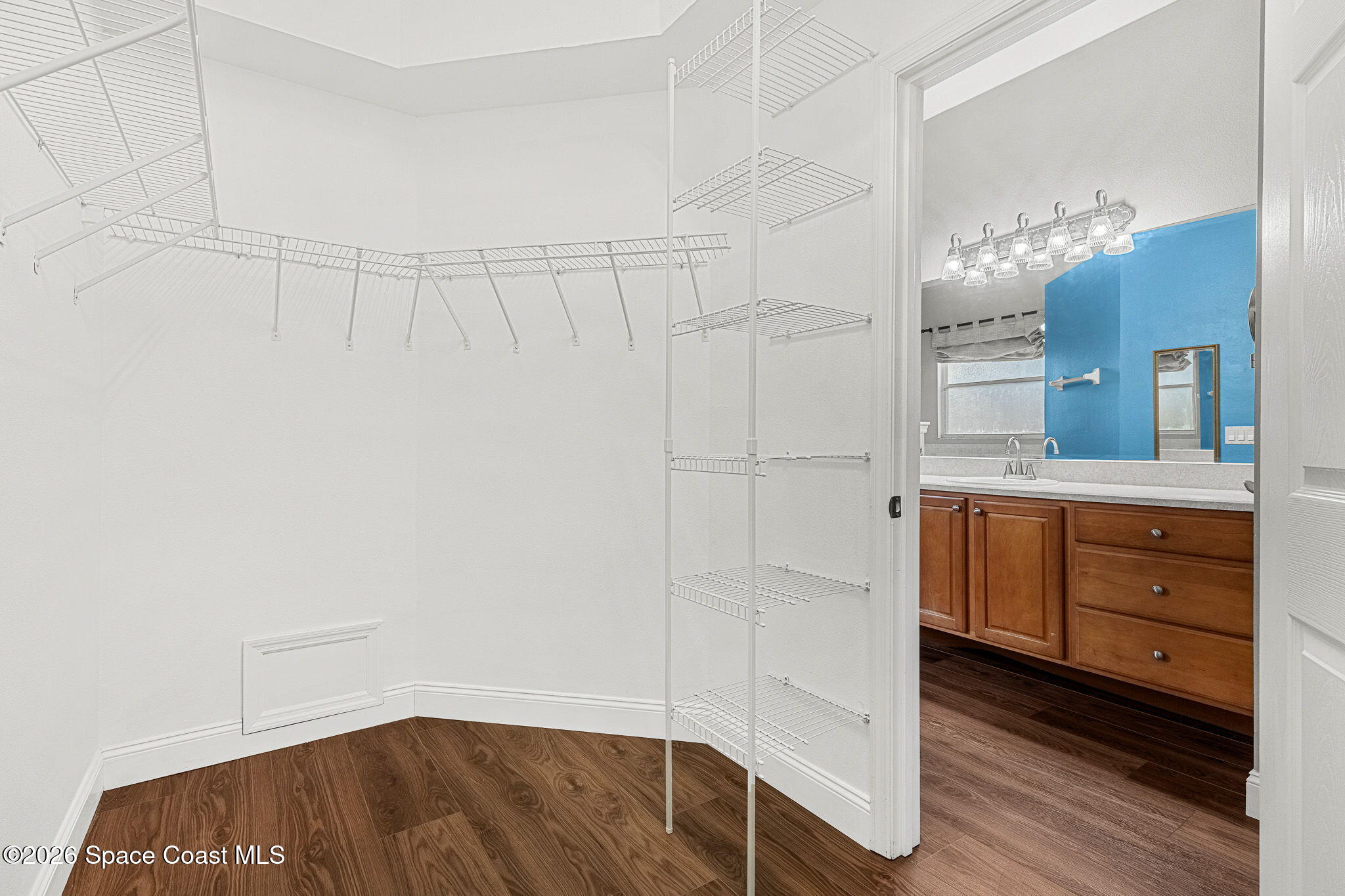 1305 Pemberton Trail Malabar, FL 32950 - Photo 29 of 77 Spacious walk in closet