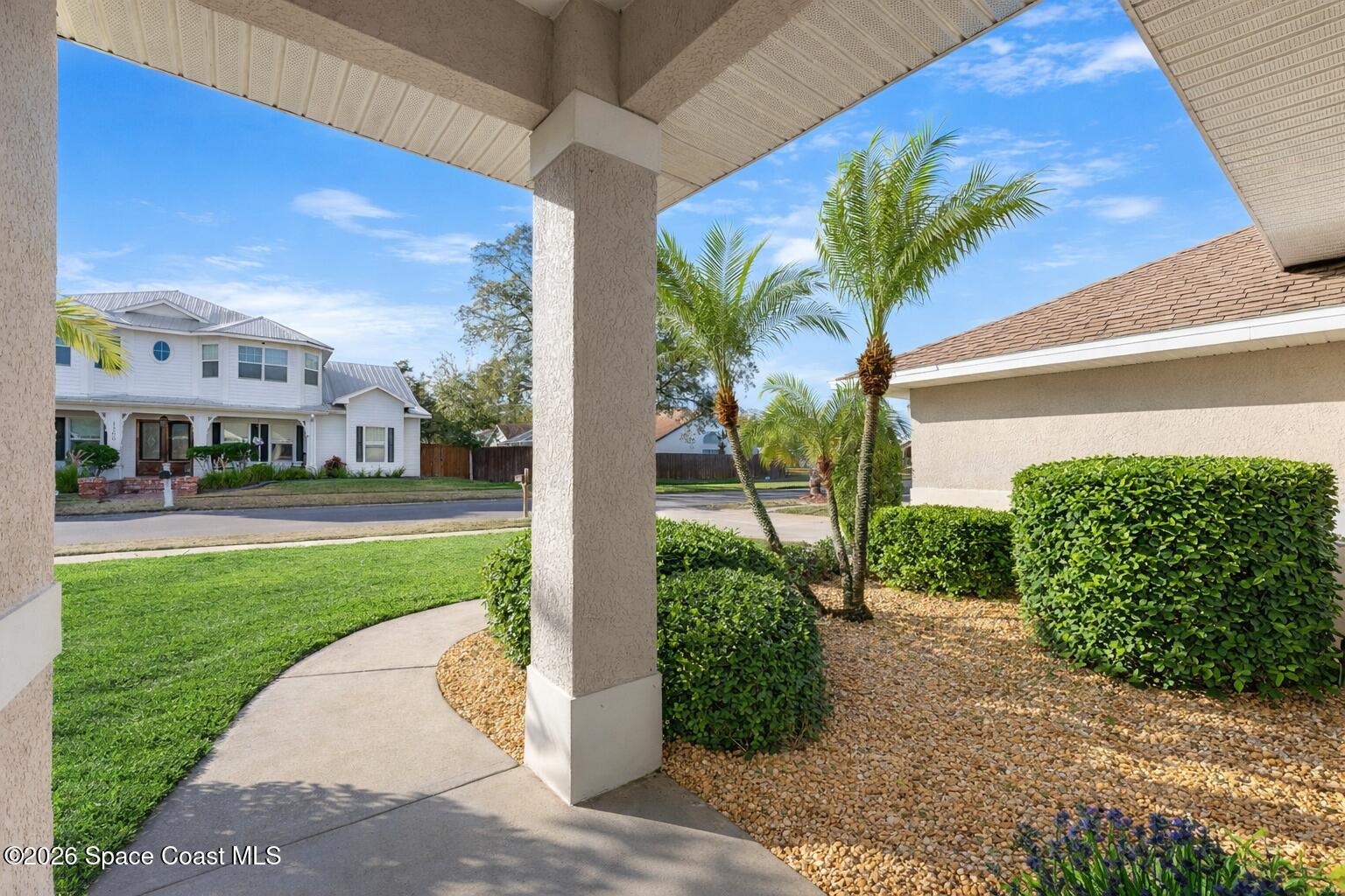 1305 Pemberton Trail Malabar, FL 32950 - Photo 54 of 75 Front Patio