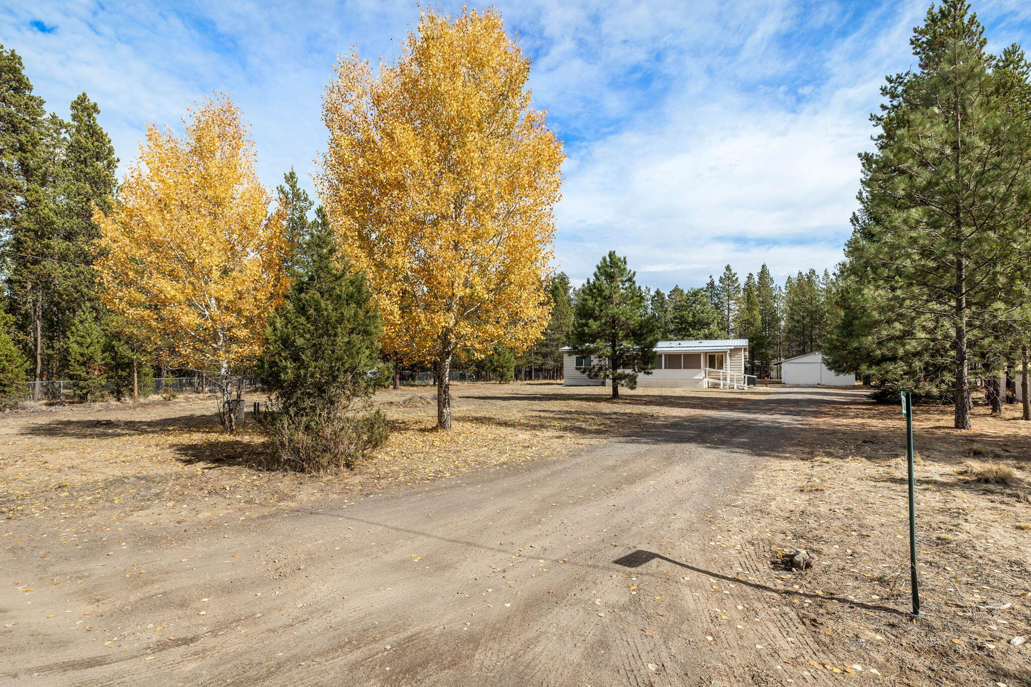 52292 Stearns Road La Pine, OR 97739 - Photo 2 of 29 2023_10_13_52292_stearns_rd_lp-2