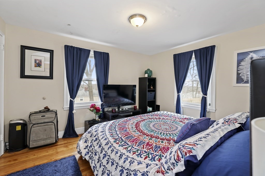 39 Grew Hill Road Boston, MA 02131 - Photo 12 of 36 Gallery Image 12