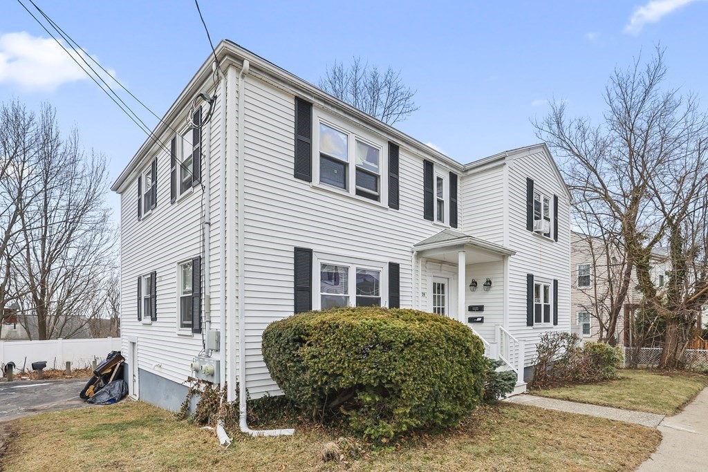 39 Grew Hill Road Boston, MA 02131 - Photo 6 of 36 Gallery Image 6