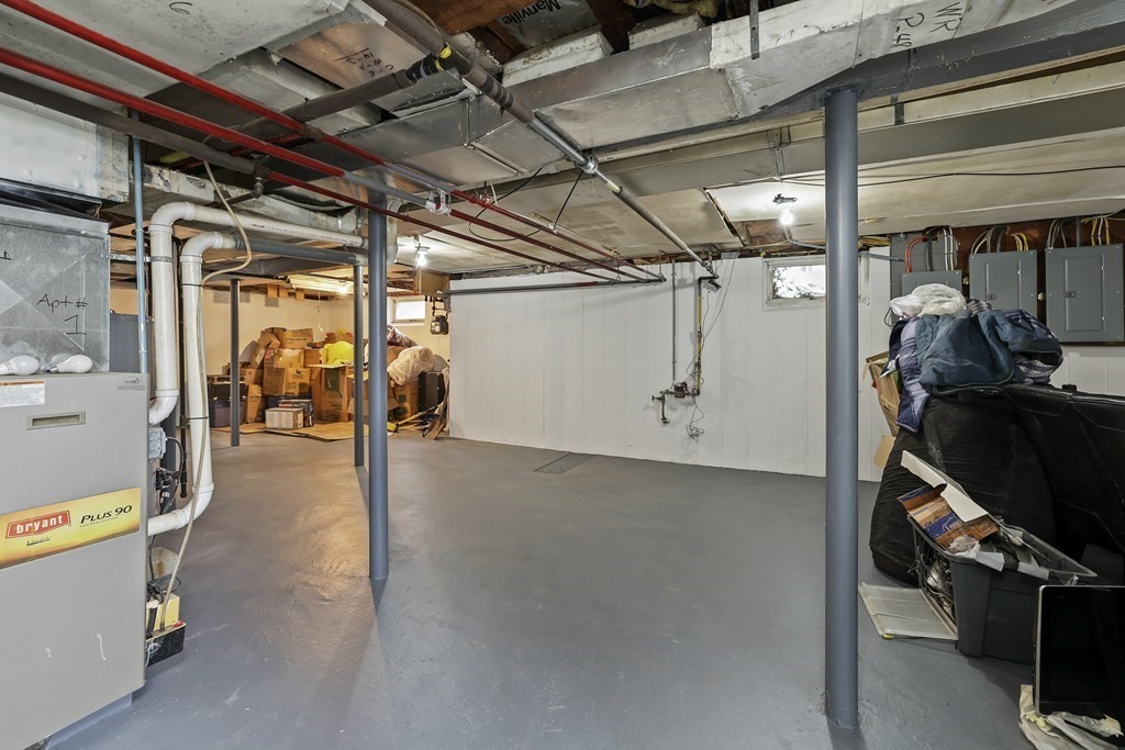 39 Grew Hill Road Boston, MA 02131 - Photo 7 of 36 Gallery Image 7