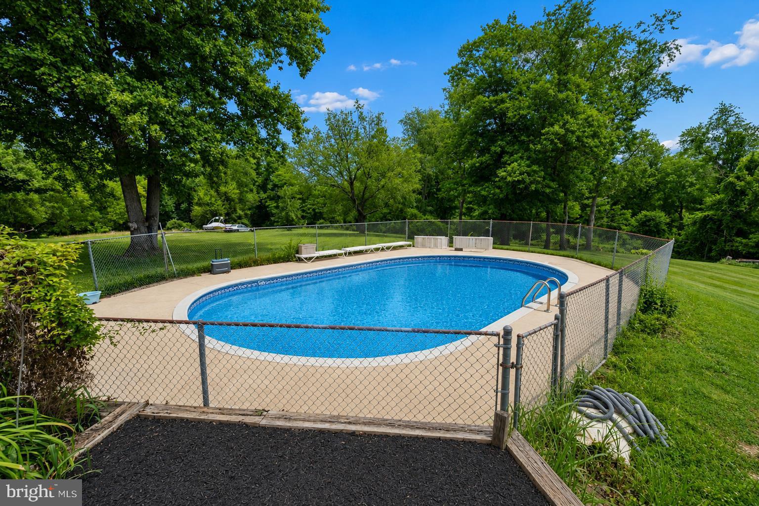 8953 Gue Road Damascus, MD 20872 - Photo 5 of 54 Pool Virtually Modified