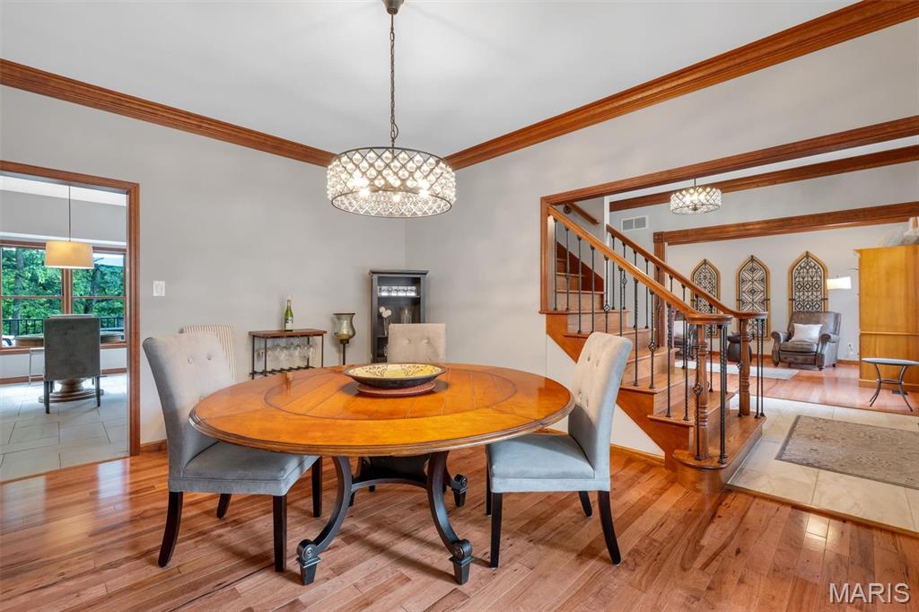 615 Shadowridge Drive Ballwin, MO 63011 - Photo 12 of 54