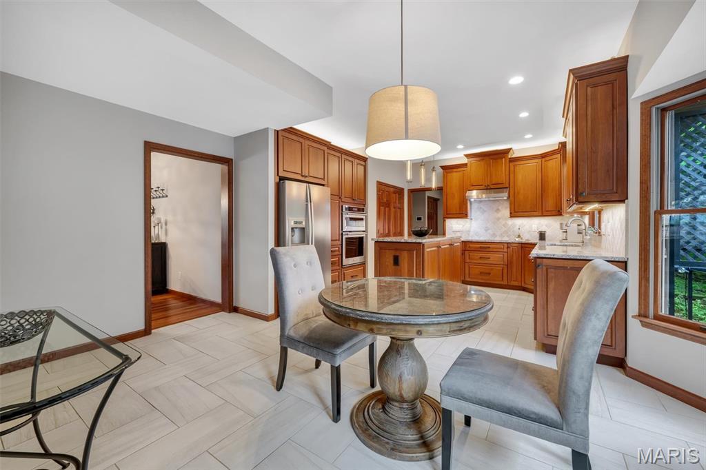 615 Shadowridge Drive Ballwin, MO 63011 - Photo 19 of 54