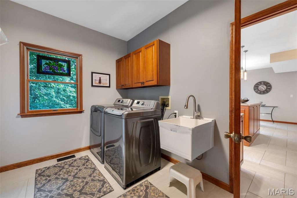 615 Shadowridge Drive Ballwin, MO 63011 - Photo 26 of 54