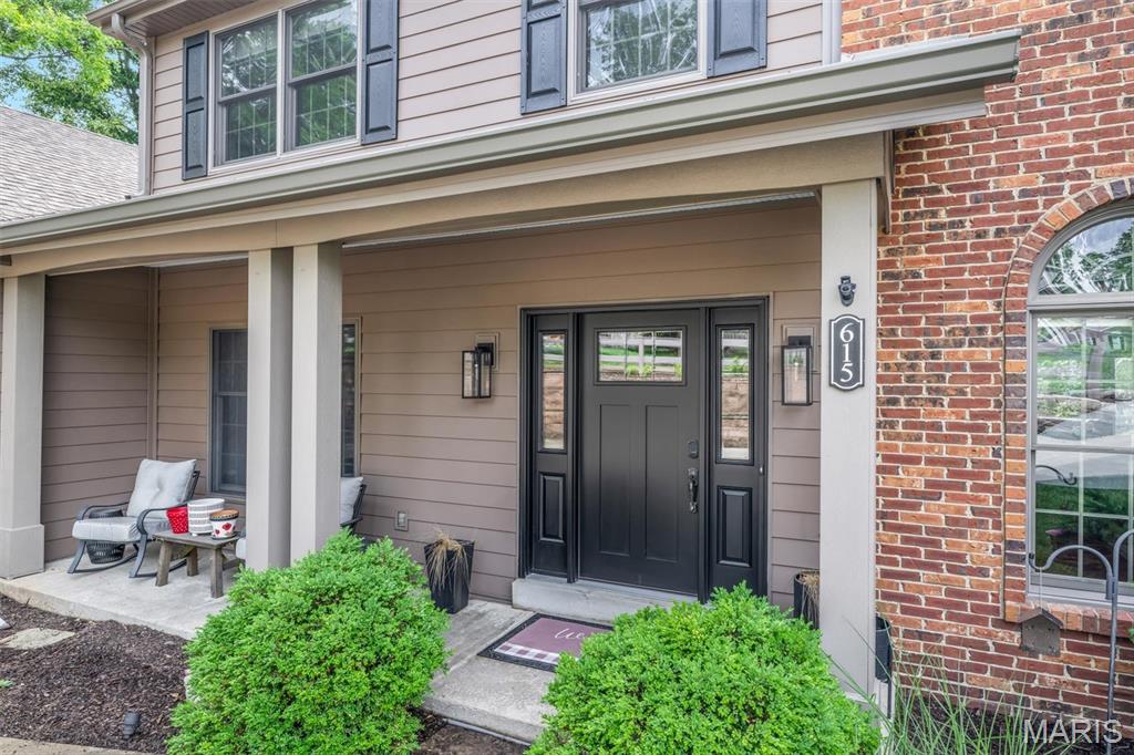 615 Shadowridge Drive Ballwin, MO 63011 - Photo 4 of 54