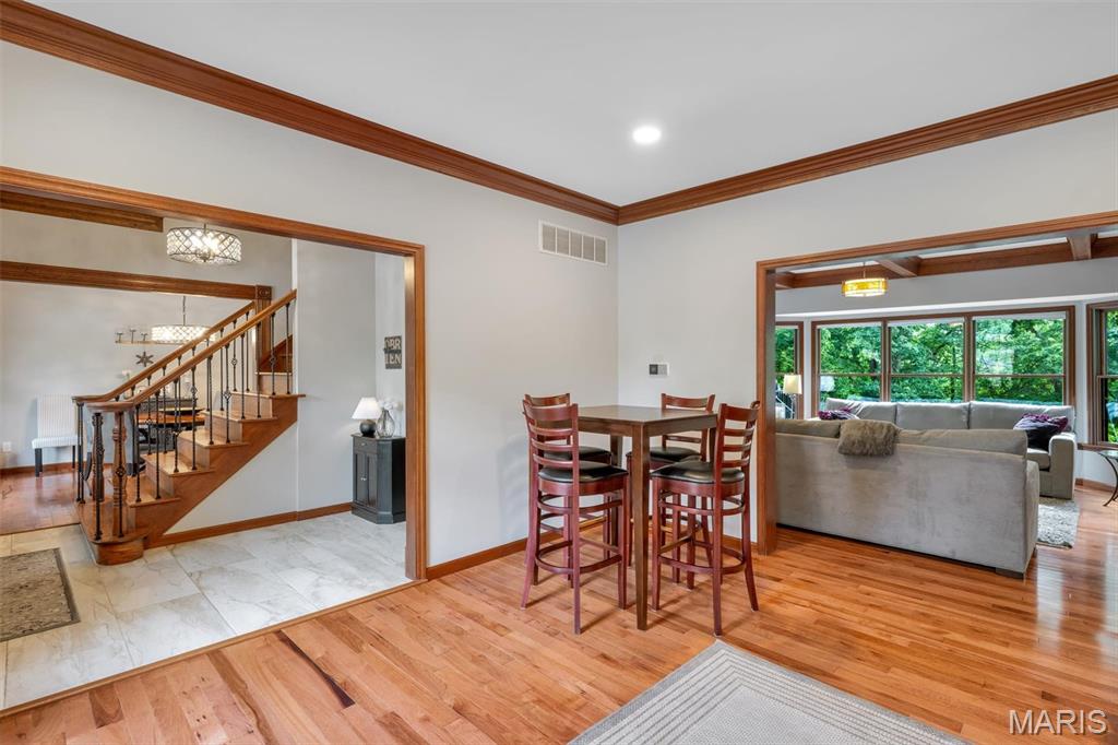 615 Shadowridge Drive Ballwin, MO 63011 - Photo 9 of 54