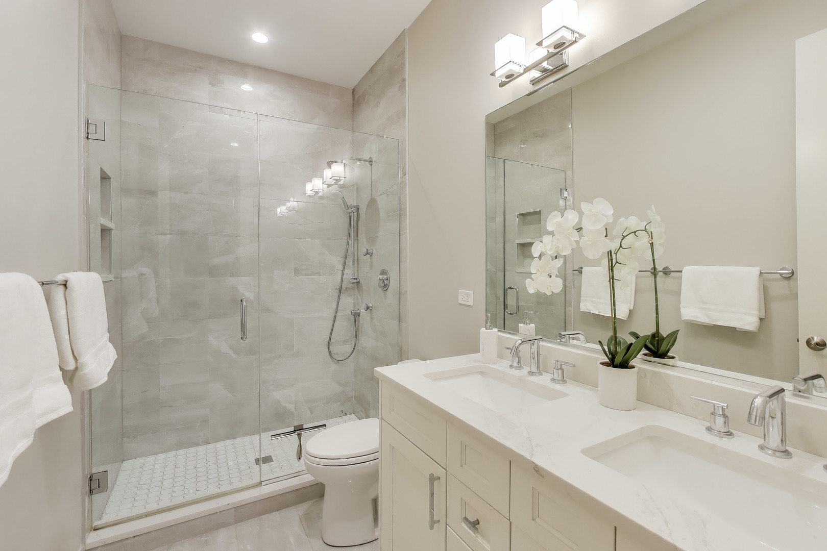 4135 North Kenmore Avenue, Unit 1S Chicago, IL 60613 - Photo 17 of 30