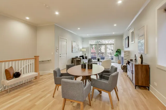 $809,000 | 4135 North Kenmore Avenue, Unit 1S, Chicago, IL 60613