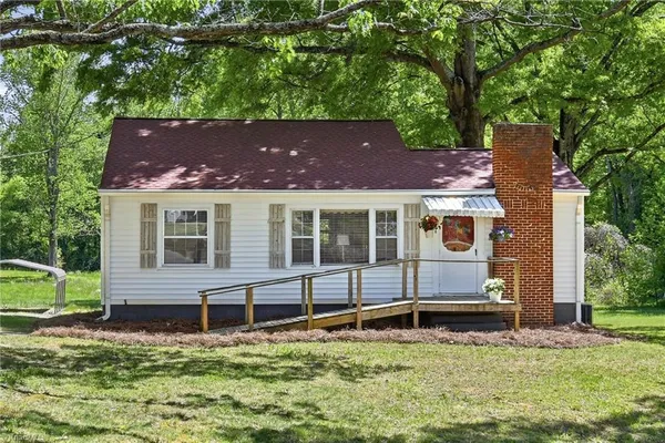 $199,000 | 4966 Red Pne Lane, Pfafftown, NC 27040